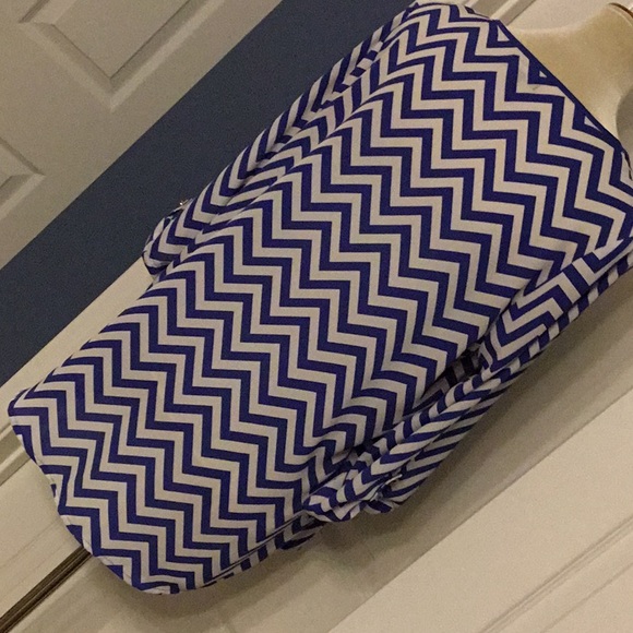 Chevron Top - Picture 2 of 5